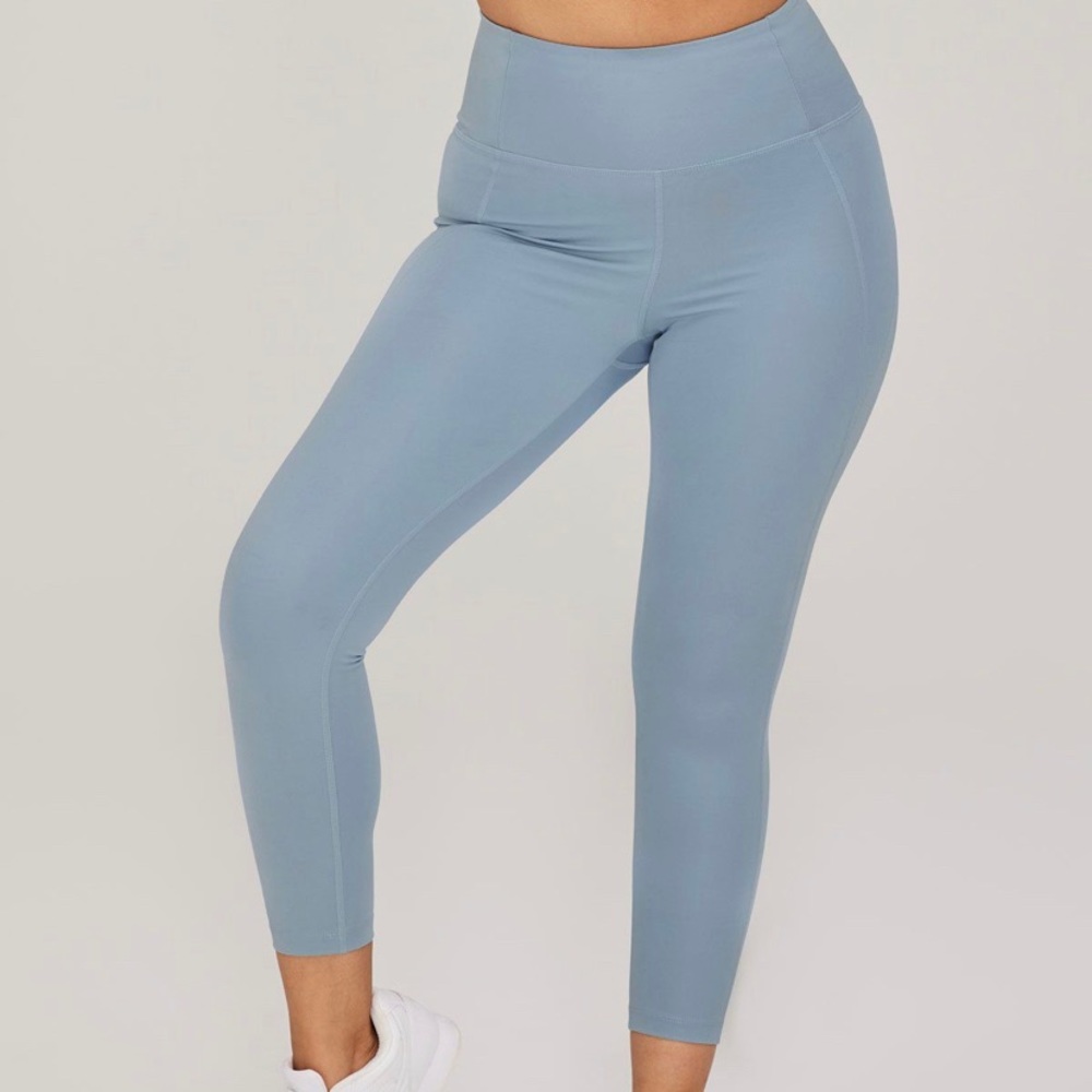 Dew Compressive High Rise Leggings